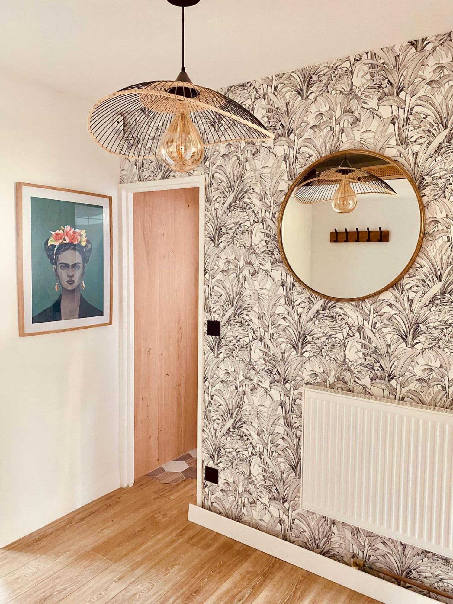 Fridhome Jacuzzi Parking Wifi Fibre 2Min Tram Bruges Exterior photo
